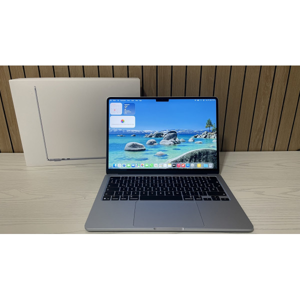MacBook AIR Égkék 13,6 M4 CHIP! 16GB/256GB SSD. Magyar Bill! 2028 Április 28-ig Magyar garancia!