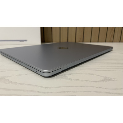 MacBook AIR Égkék 13,6 M4 CHIP! 16GB/256GB SSD. Magyar Bill! 2028 Április 28-ig Magyar garancia!