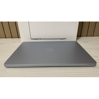 MacBook AIR Égkék 13,6 M4 CHIP! 16GB/256GB SSD. Magyar Bill! 2028 Április 28-ig Magyar garancia!